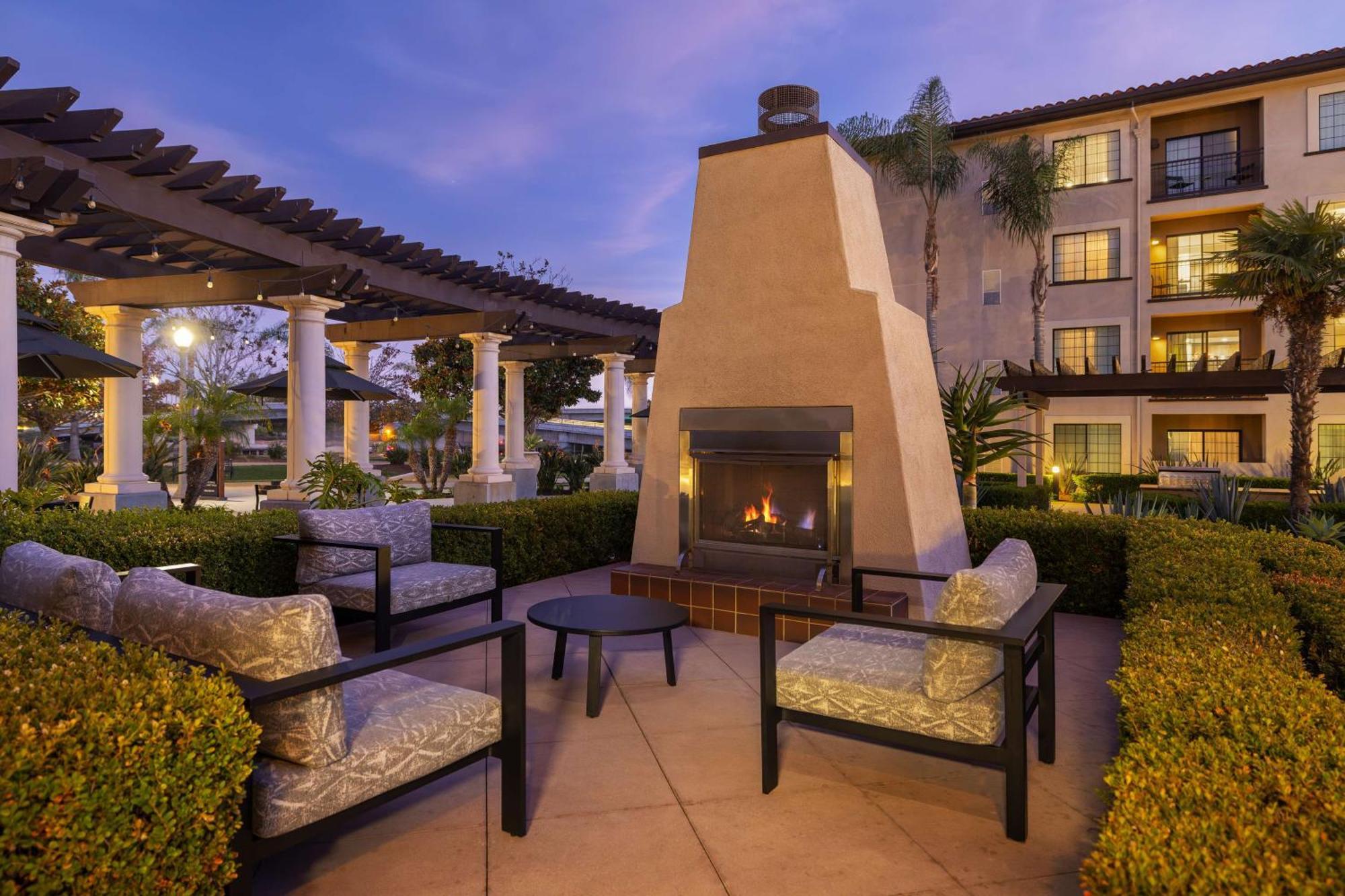 Homewood Suites By Hilton San Diego Airport-Liberty Station Exterior foto